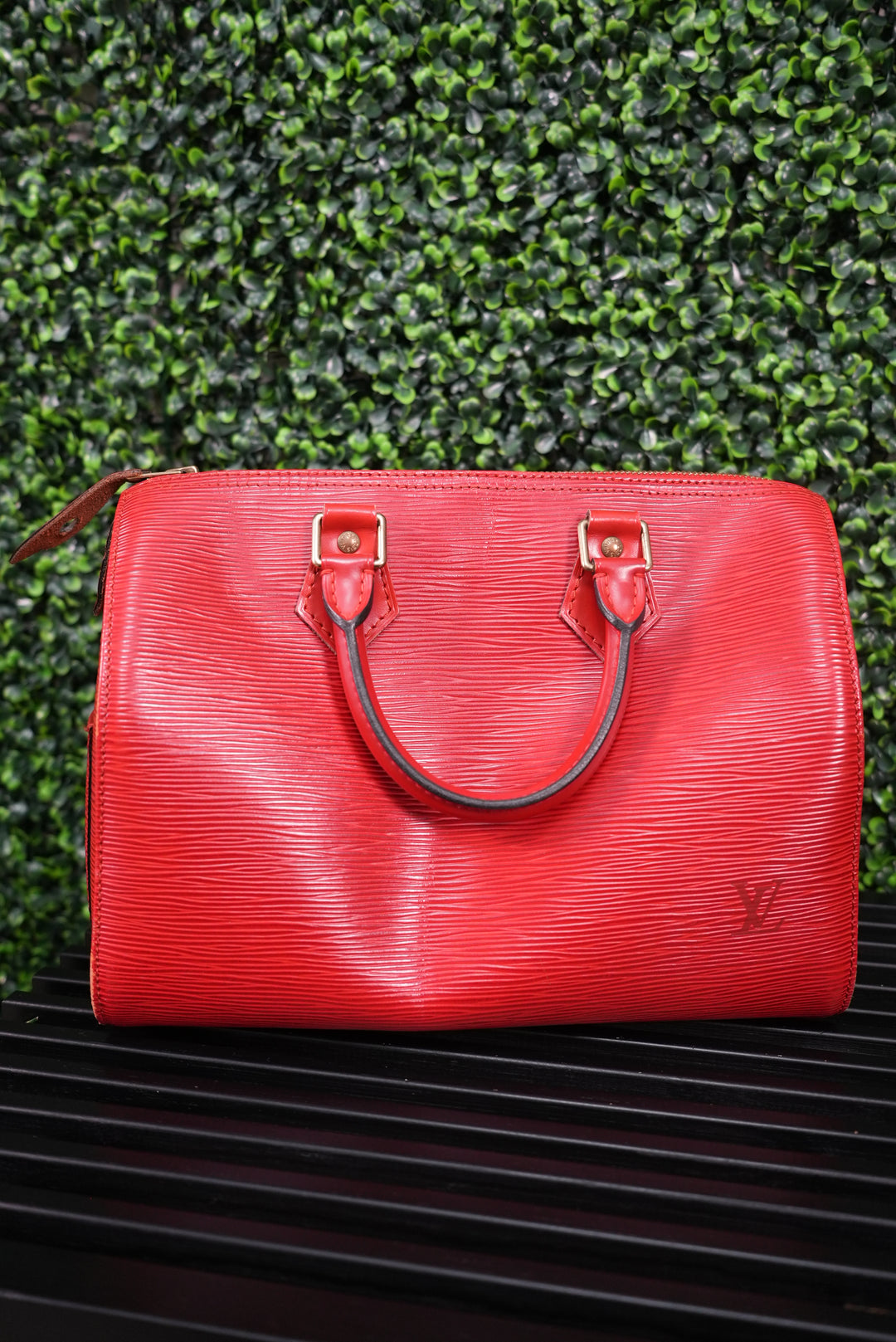 Louis Vuitton Red Epi Speedy 25