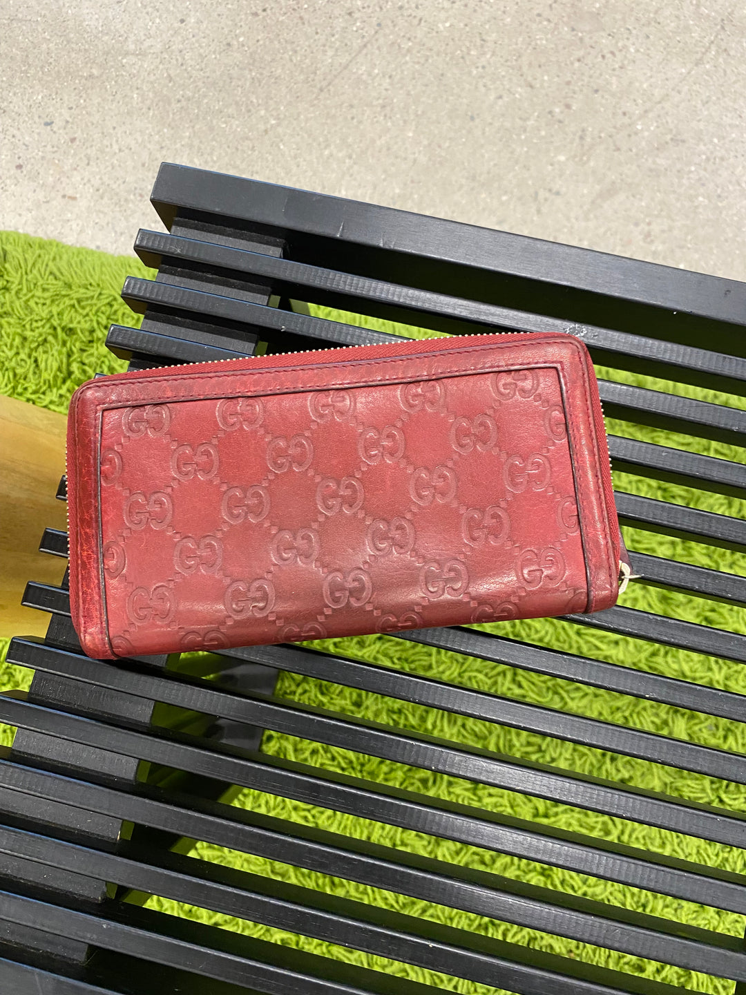 Gucci Burgundy Sukey Guccissima Zippy Wallet (3853)
