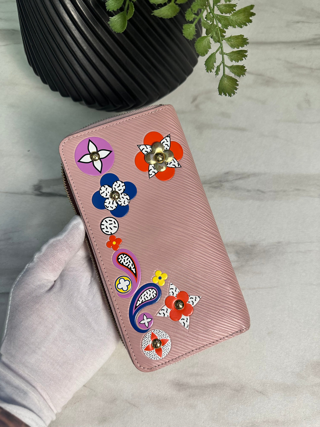 Louis Vuitton Rose Ballerine Epi Floral Zippy Wallet (808)