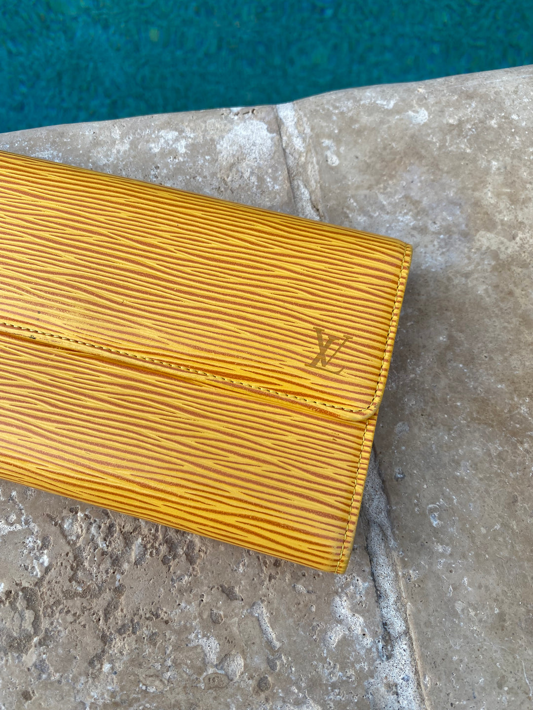 Louis Vuitton Yellow Epi International Long Wallet (9148)