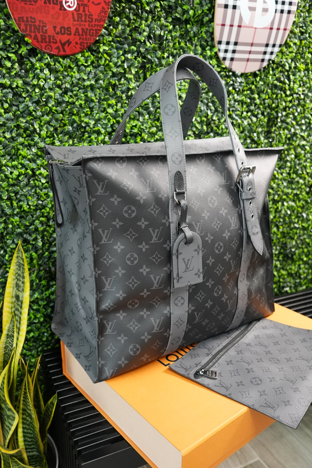 Louis Vuitton Eclipse Reverse Kaba Zip GM