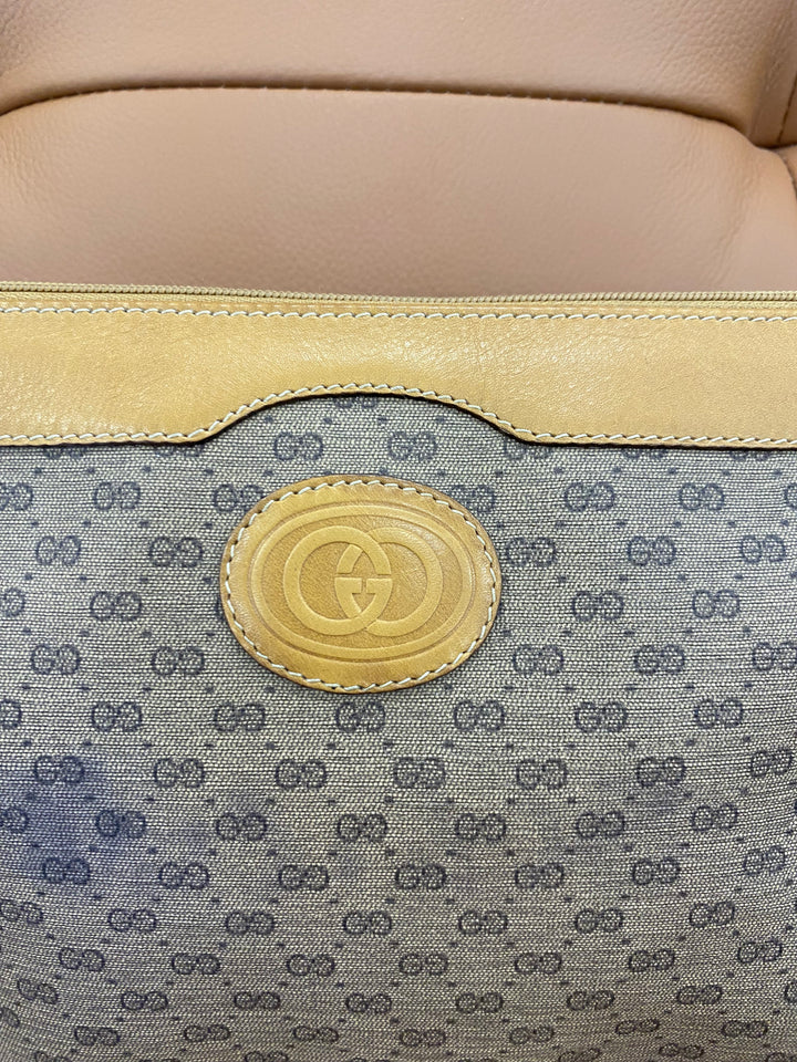 Gucci Micro GG Toiletry Pouch/Clutch (3290)