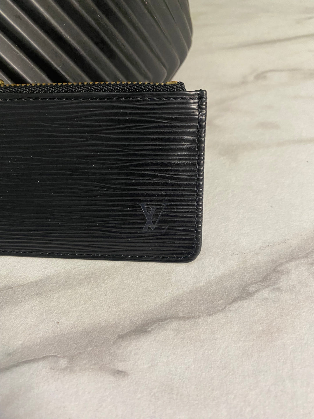 Louis Vuitton Black Epi Key Cles (0224)