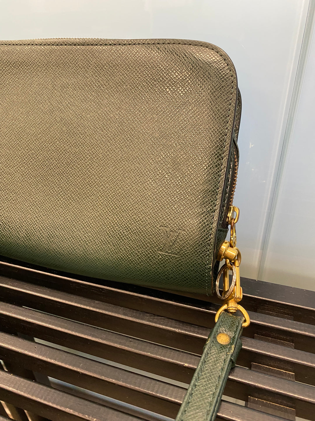 Louis Vuitton Green Taiga Leather Baikal Pouch (7581)
