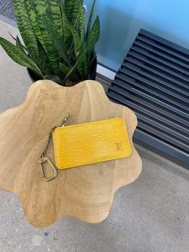 Louis Vuitton Yellow Epi Key Cles (2267)