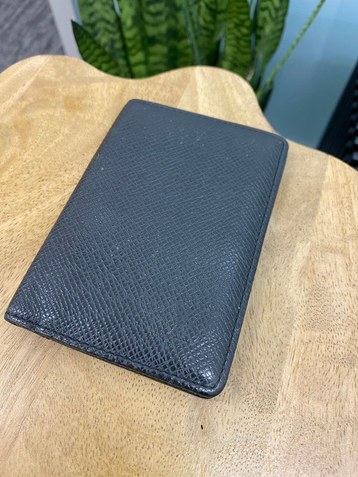 Louis Vuitton Black Taiga Leather Pocket Organizer (3813)