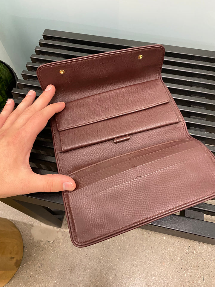 Lousi Vuitton Red Mini Lin International Long Wallet (4949)